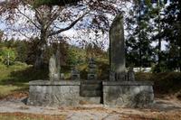 阿曽沼公歴代の碑